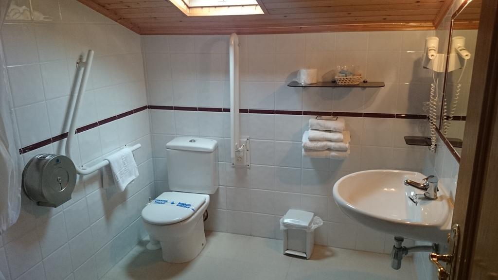Hotel Valdoviño Zimmer foto